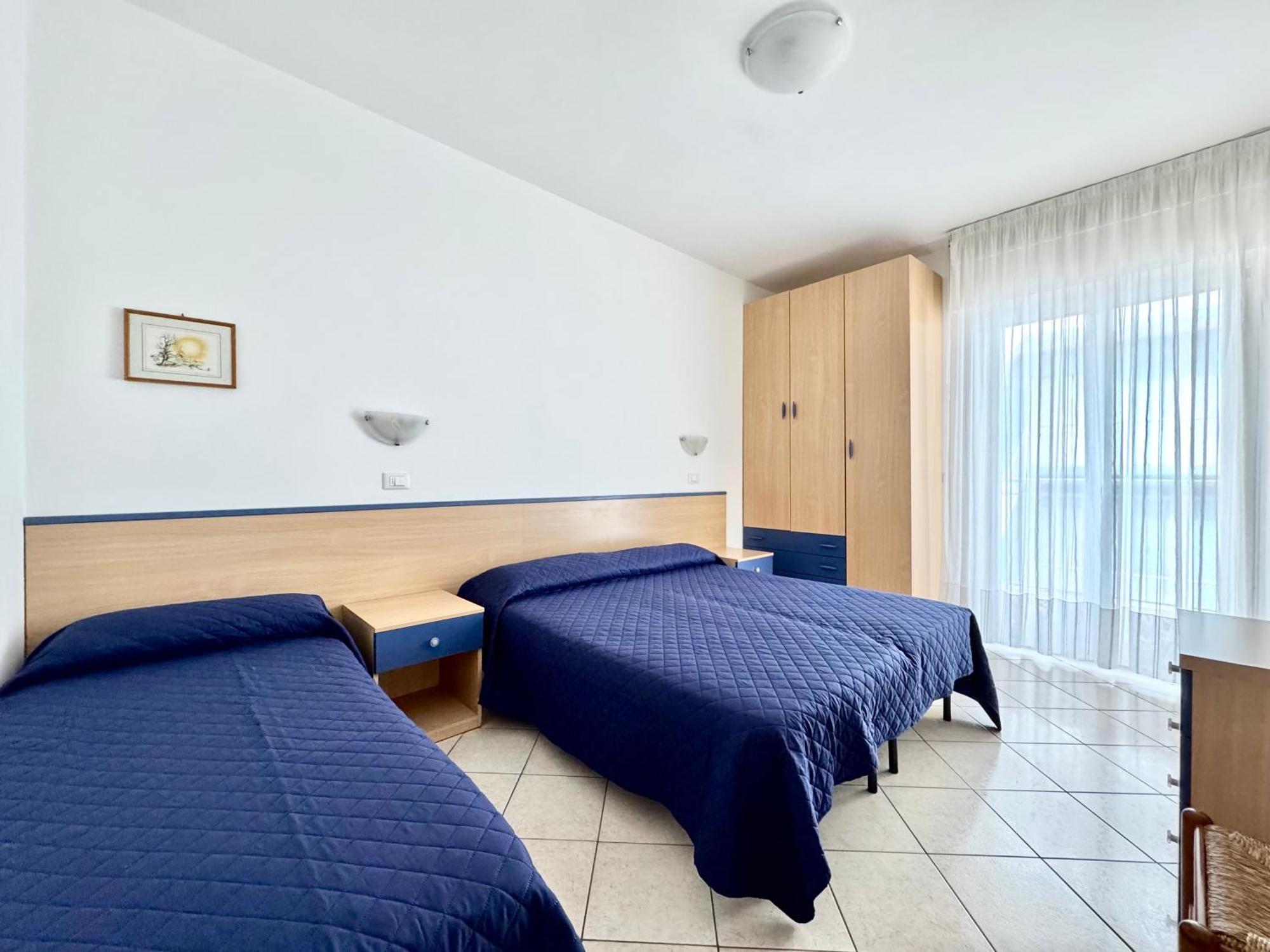 Rialto Apartment Линяно Сабиадоро Екстериор снимка