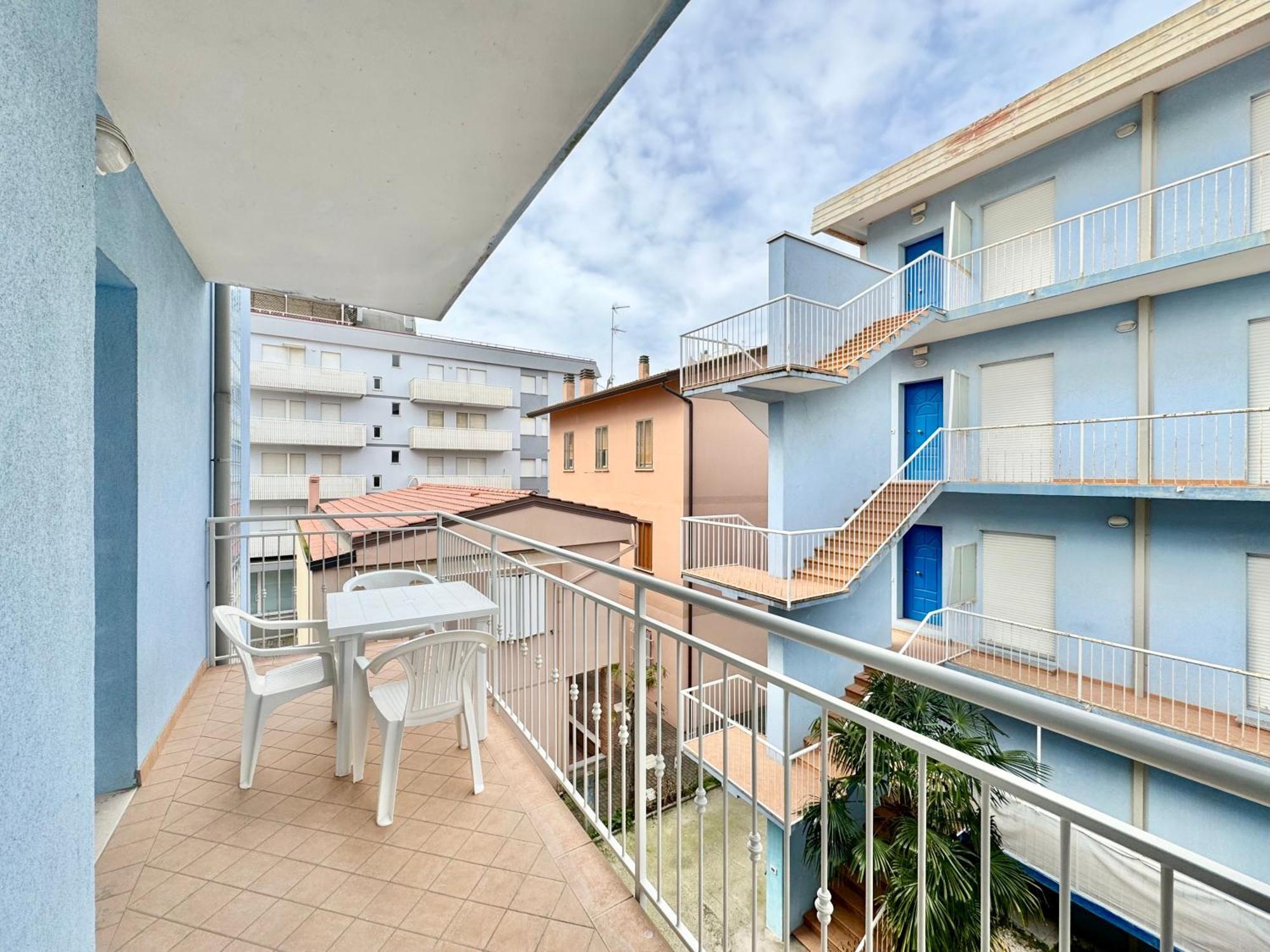 Rialto Apartment Линяно Сабиадоро Екстериор снимка