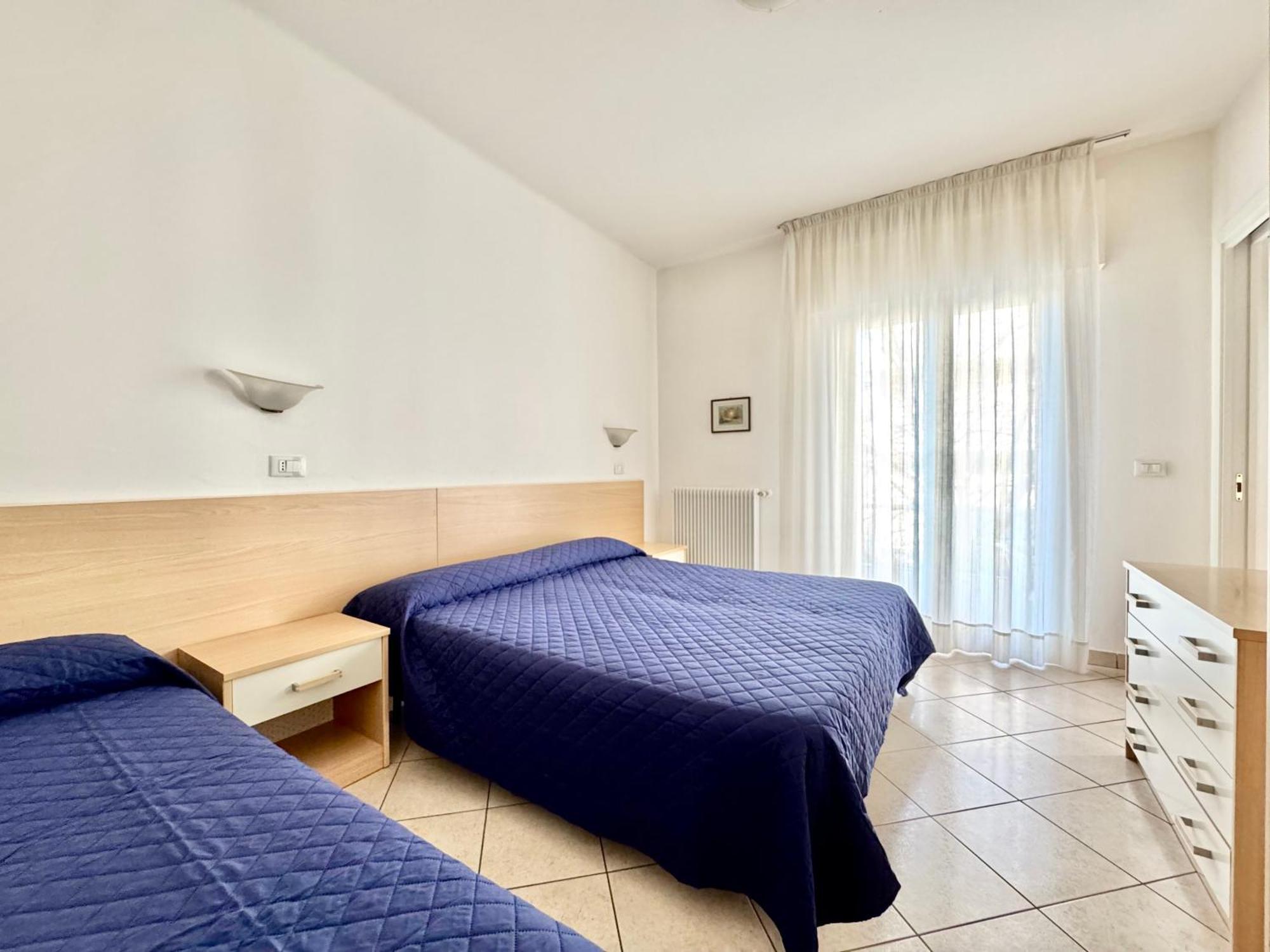 Rialto Apartment Линяно Сабиадоро Екстериор снимка